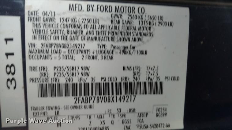 image for item L3933 2011 Ford Crown Victoria Police Interceptor