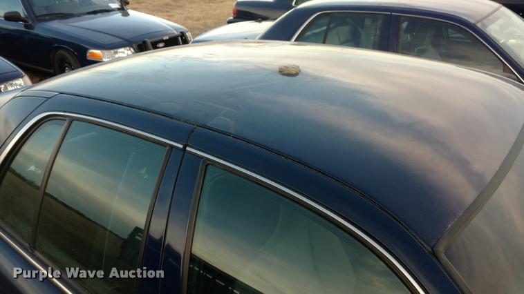 image for item L3933 2011 Ford Crown Victoria Police Interceptor