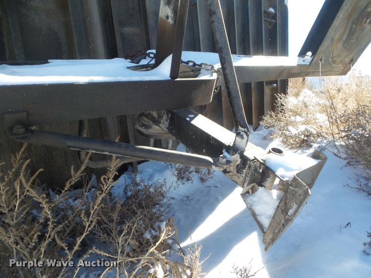 image for item DA7500 2006 Hitchcock end dump trailer