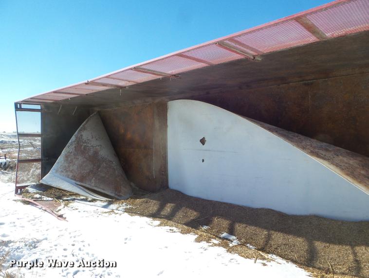 image for item DA7500 2006 Hitchcock end dump trailer