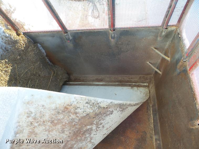 image for item DA7500 2006 Hitchcock end dump trailer