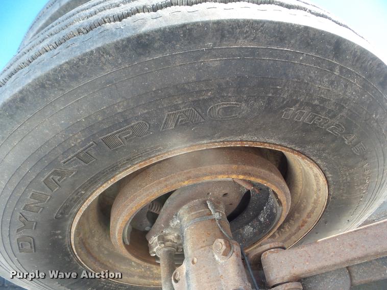 image for item DA7500 2006 Hitchcock end dump trailer