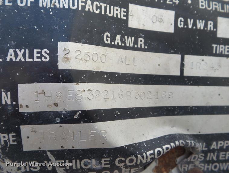 image for item DA7500 2006 Hitchcock end dump trailer