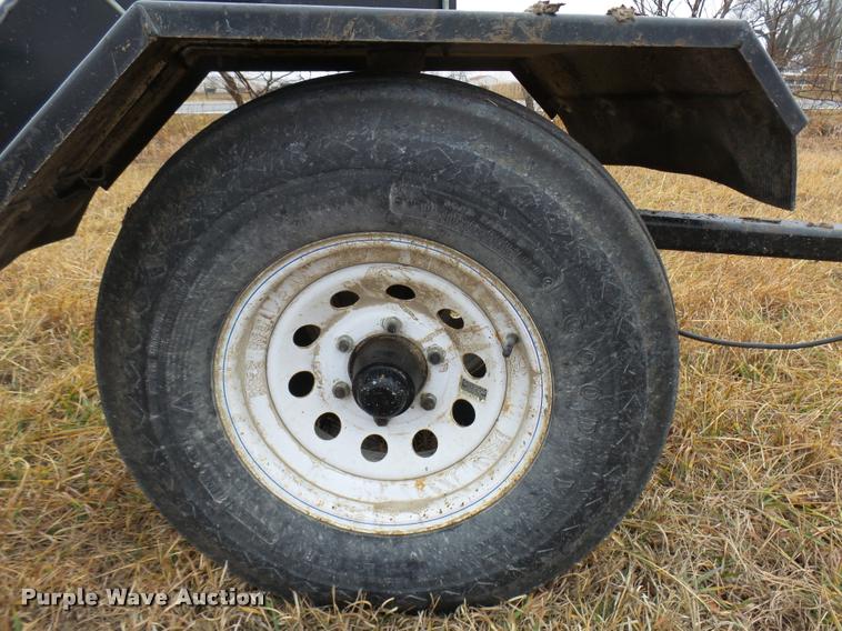 image for item DB2874 2004 Maurer Manufacturing Inc. header trailer