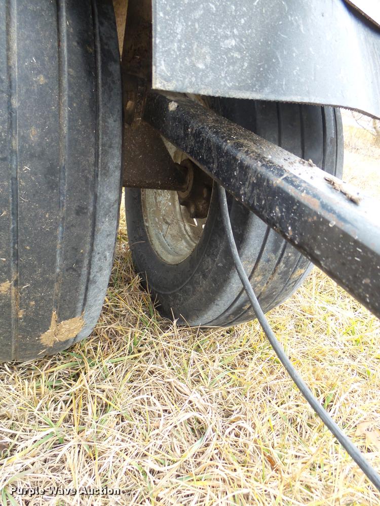 image for item DB2874 2004 Maurer Manufacturing Inc. header trailer