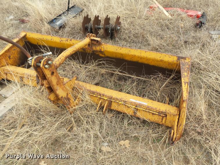 image for item DE9505 Massey-Ferguson MF19 box blade