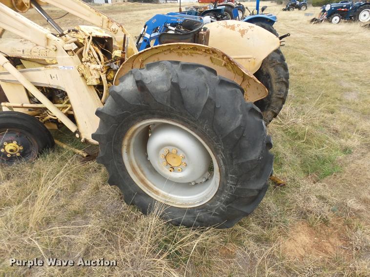 image for item DE9507 Massey-Ferguson tractor