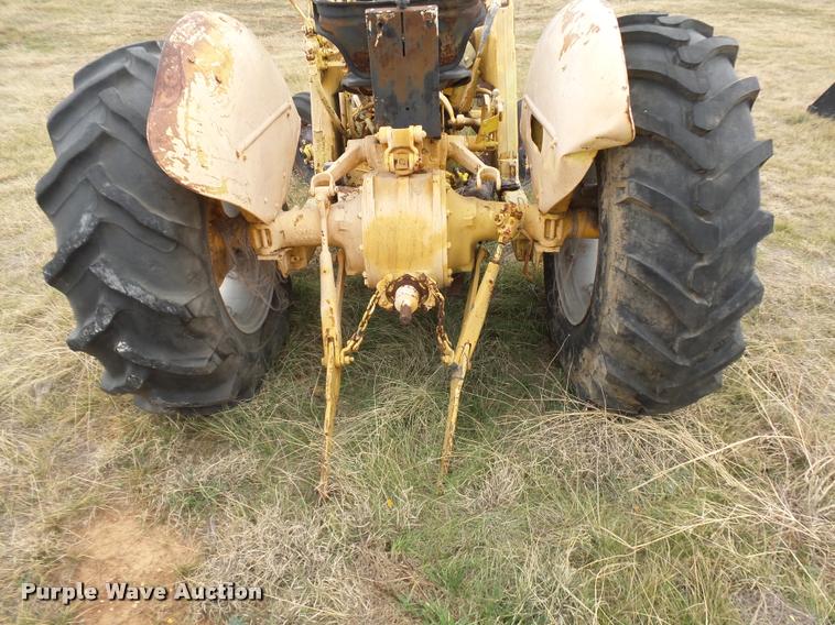 image for item DE9507 Massey-Ferguson tractor