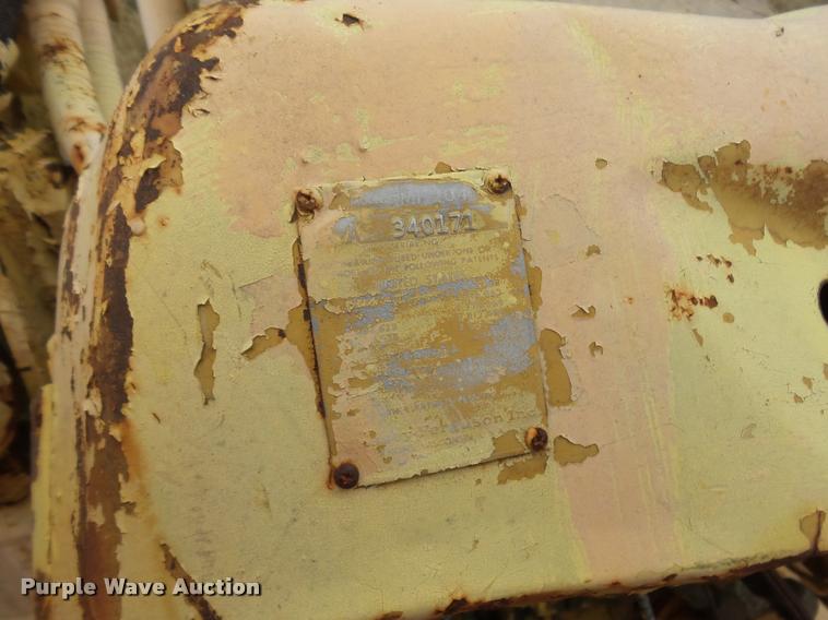 image for item DE9507 Massey-Ferguson tractor