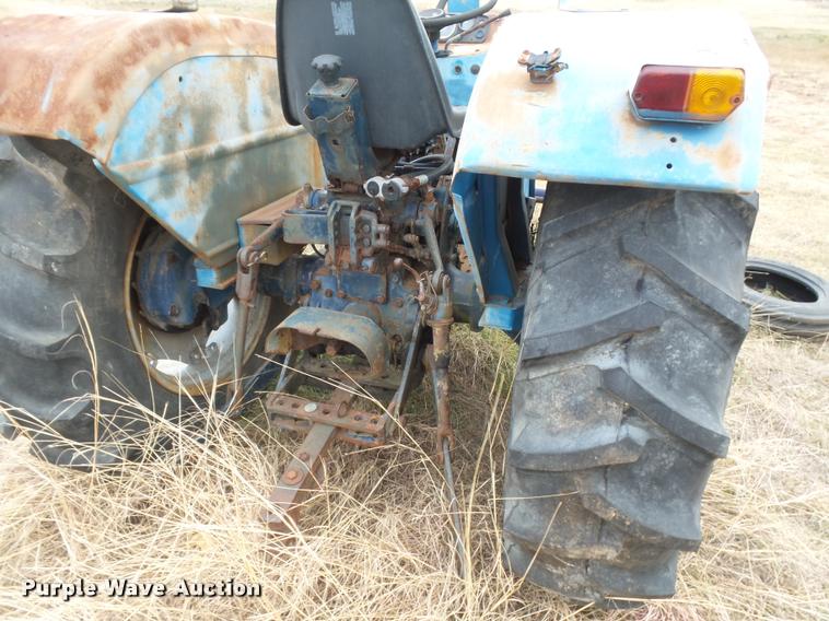 image for item DE9509 Long 445 tractor