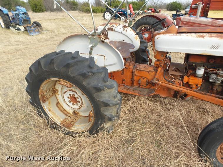 image for item DE9512 Ford 801 tractor