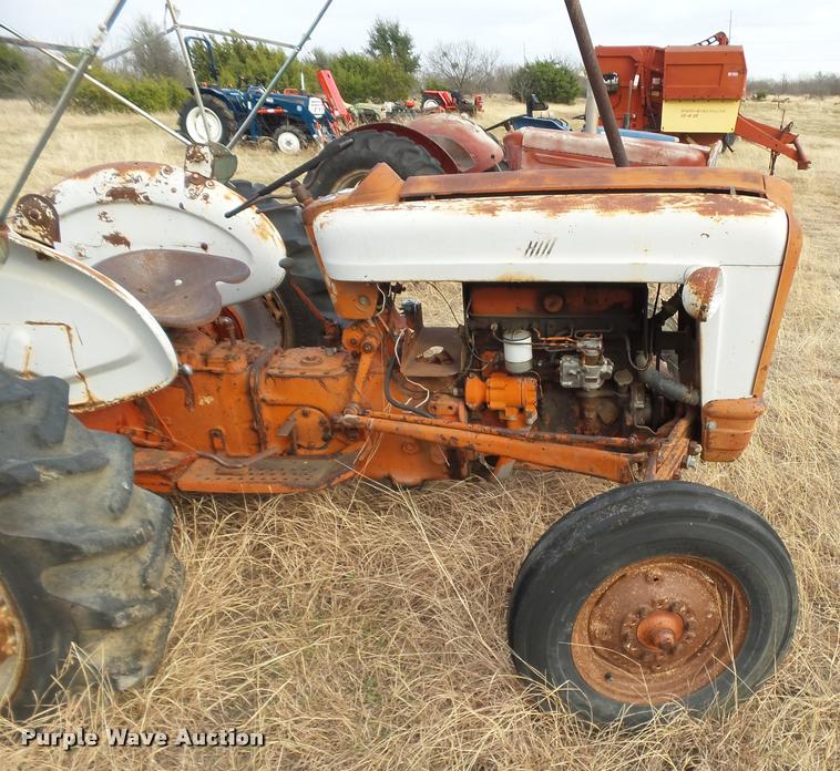 image for item DE9512 Ford 801 tractor
