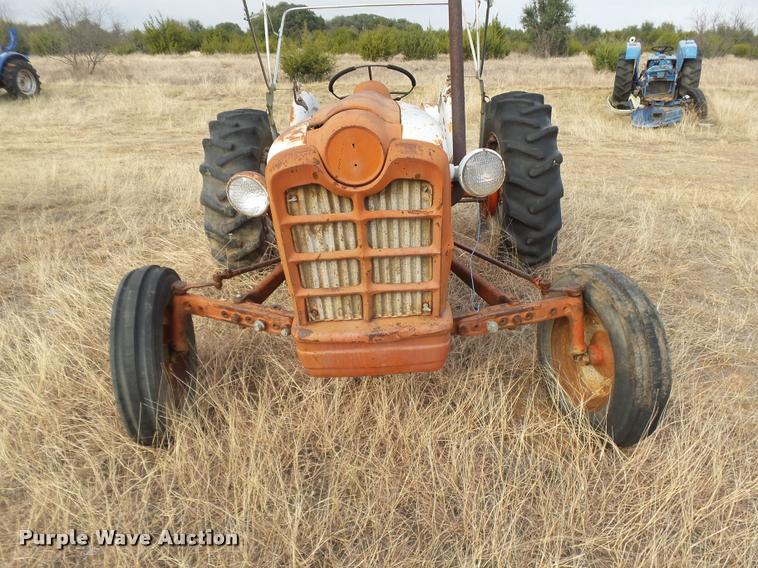 image for item DE9512 Ford 801 tractor
