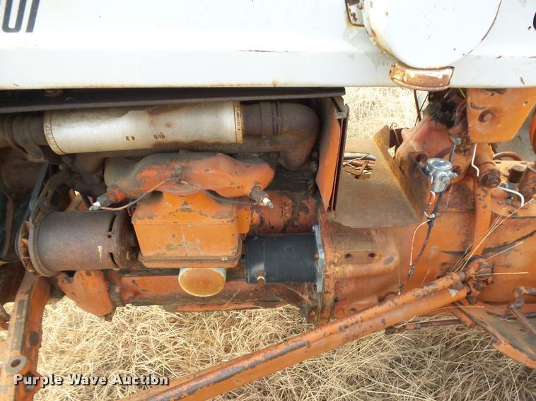 image for item DE9512 Ford 801 tractor