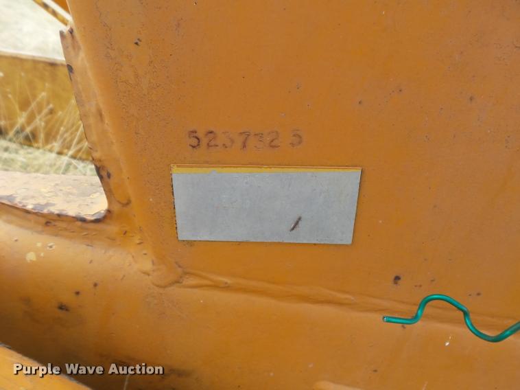 image for item DE9513 Case 580B loader