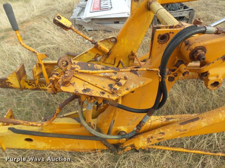 image for item DE9513 Case 580B loader