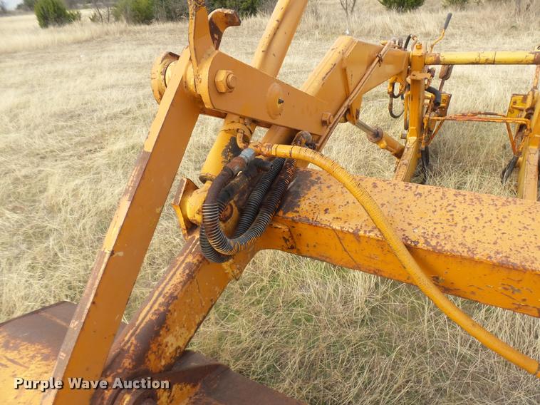 image for item DE9513 Case 580B loader