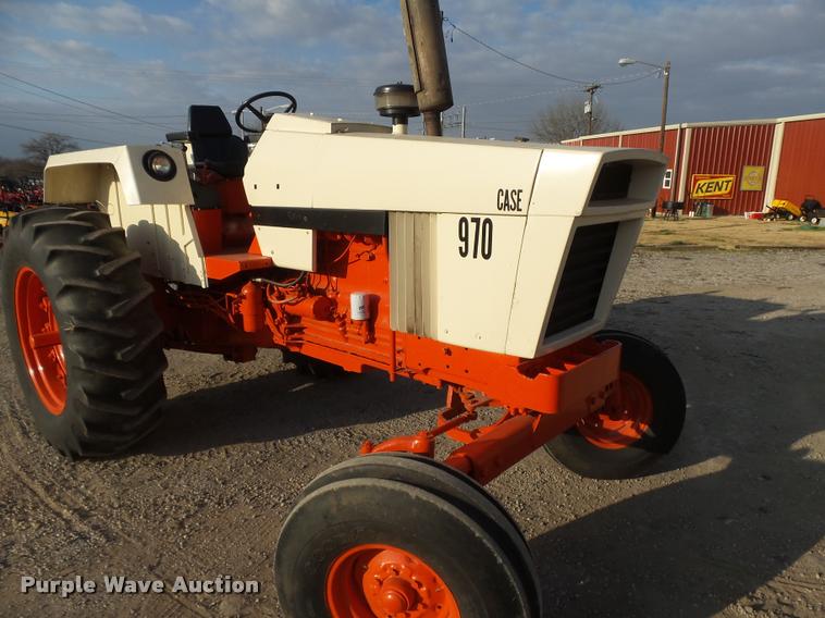 image for item DE9514 1972 Case 970 tractor