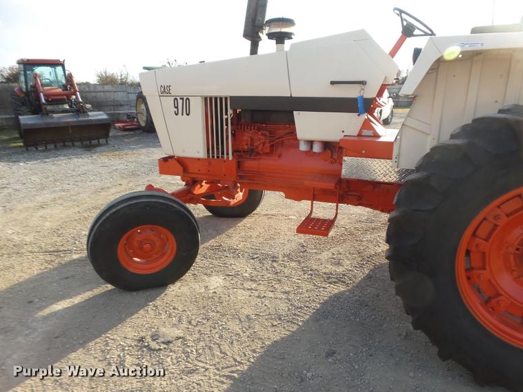 image for item DE9514 1972 Case 970 tractor
