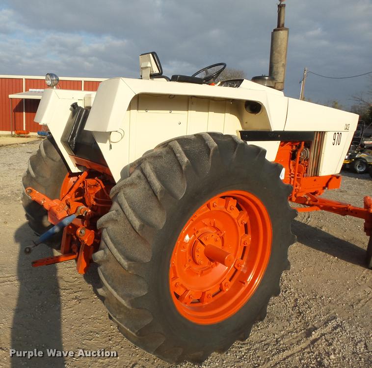 image for item DE9514 1972 Case 970 tractor