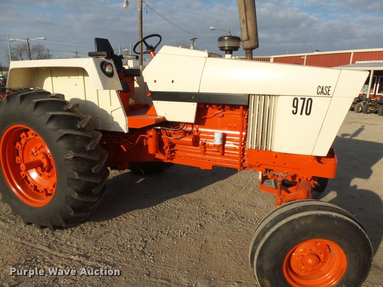 image for item DE9514 1972 Case 970 tractor