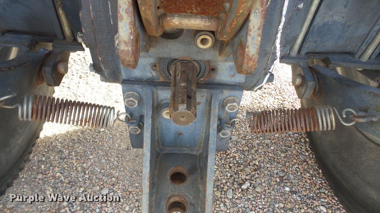 image for item DF9216 White Field Boss 37 tractor