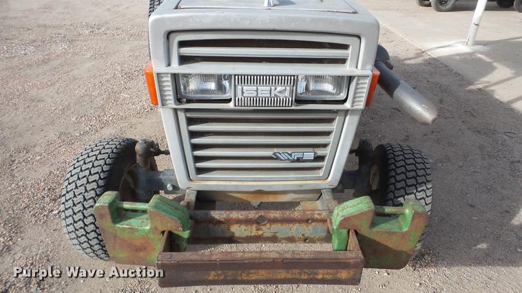 image for item DF9216 White Field Boss 37 tractor