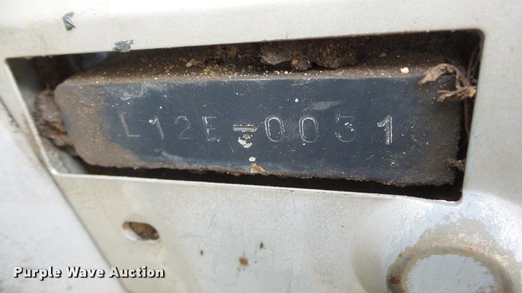 image for item DF9216 White Field Boss 37 tractor