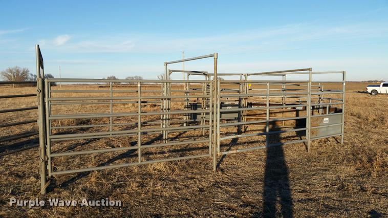 image for item DI9614 WW corral, alley, and tub