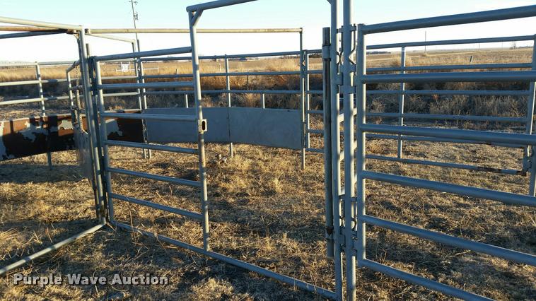 image for item DI9614 WW corral, alley, and tub