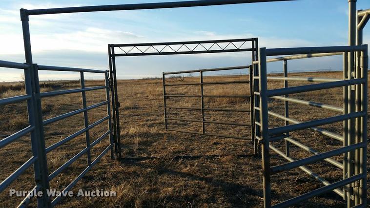 image for item DI9614 WW corral, alley, and tub