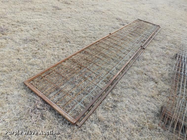 Galvanized hog panels in Wright, KS Item DI9631 sold Purple Wave
