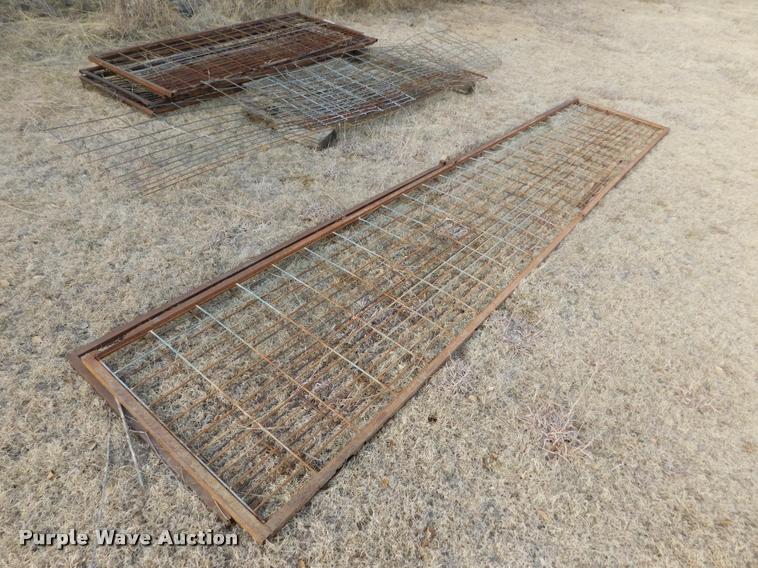 Galvanized hog panels in Wright, KS Item DI9631 sold Purple Wave