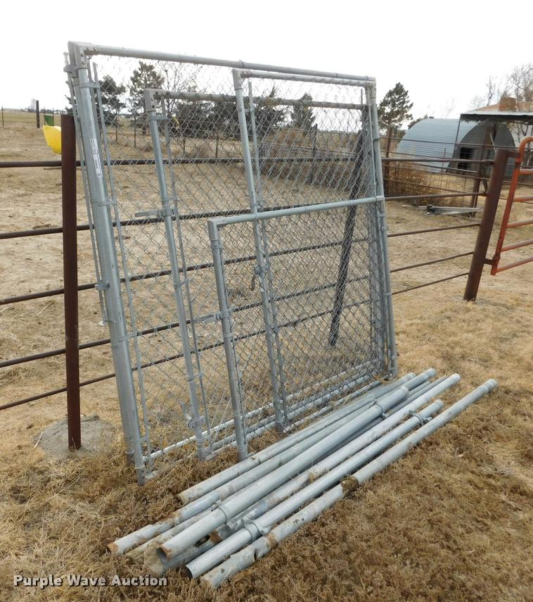 (5) galvanized dog kennel panels in Wright, KS Item DI9645 sold