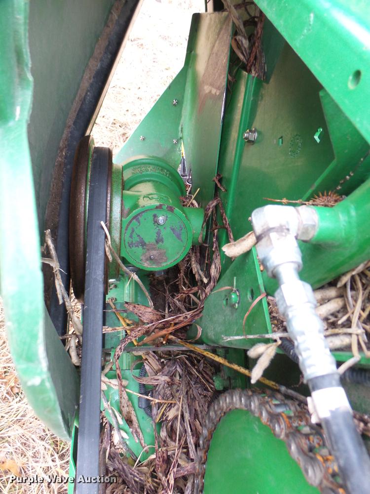 image for item F1007 2004 John Deere 625F flex head