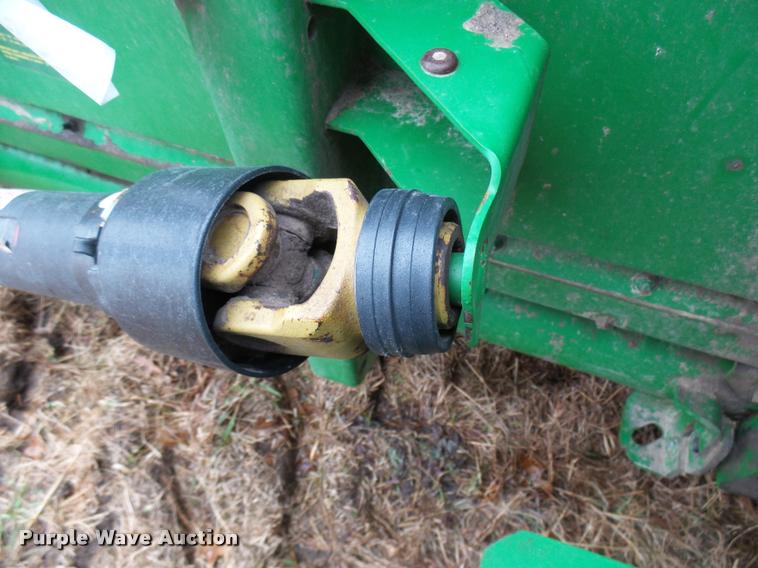 image for item F1007 2004 John Deere 625F flex head