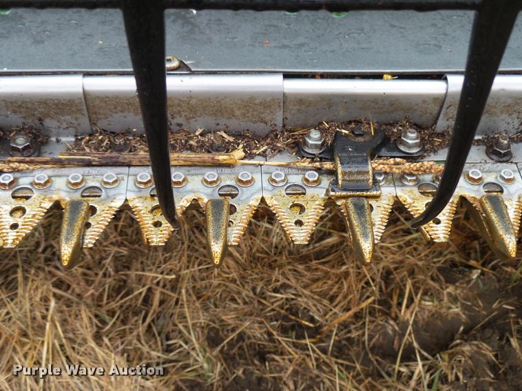 image for item F1007 2004 John Deere 625F flex head