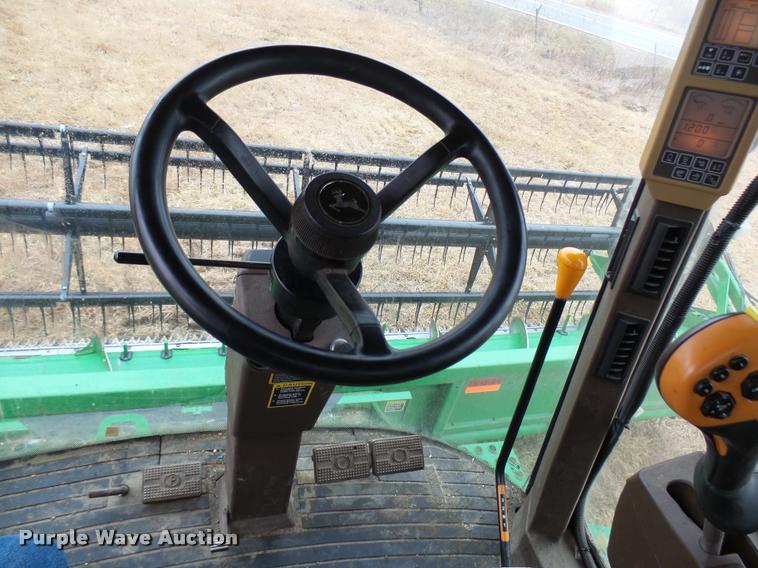 image for item F1008 2004 John Deere 9560 STS combine