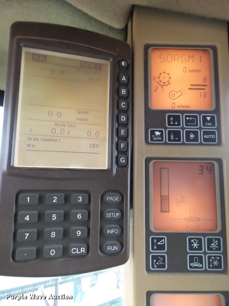 image for item F1008 2004 John Deere 9560 STS combine