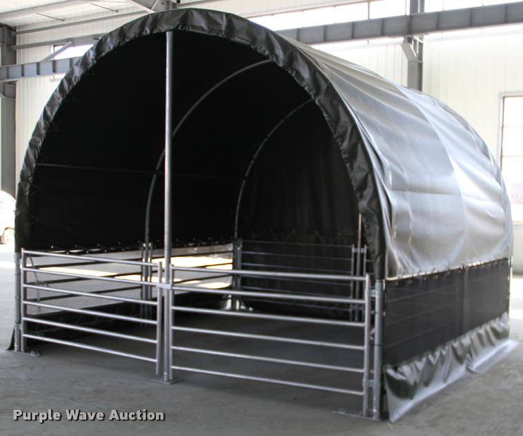 Livestock shelter in Tonganoxie, KS Item F1115 sold Purple Wave