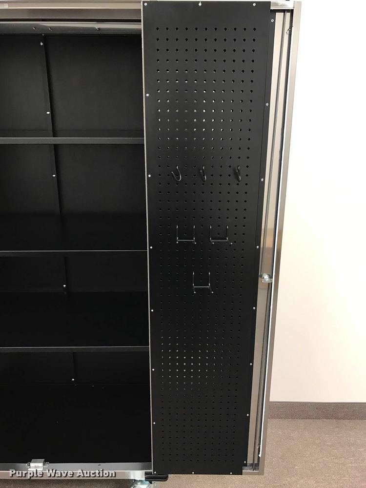 image for item F1117 Siebel tool/work bench