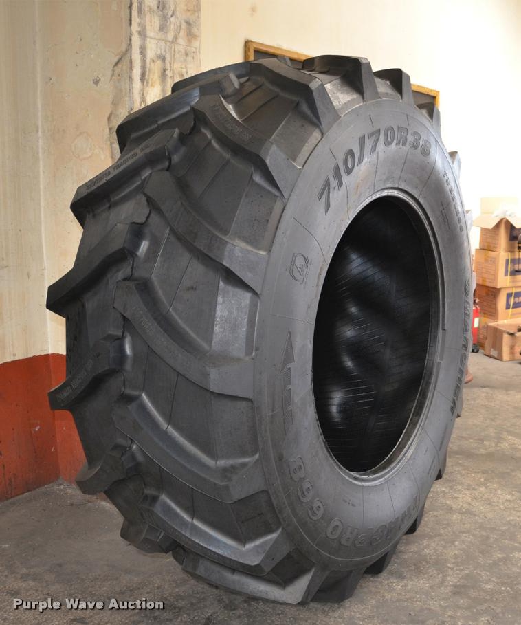 image for item F1118 (2) Tracpro 668 710/70R38 TL radial tires