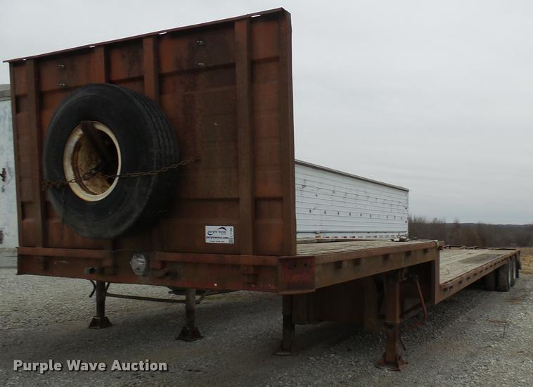 image for item L7186 1979 Great Dane step deck trailer