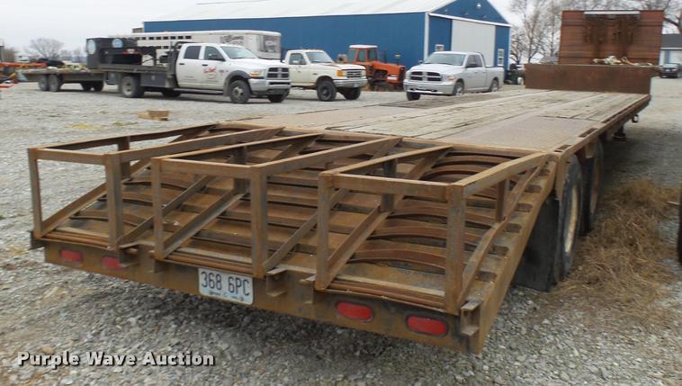 image for item L7186 1979 Great Dane step deck trailer