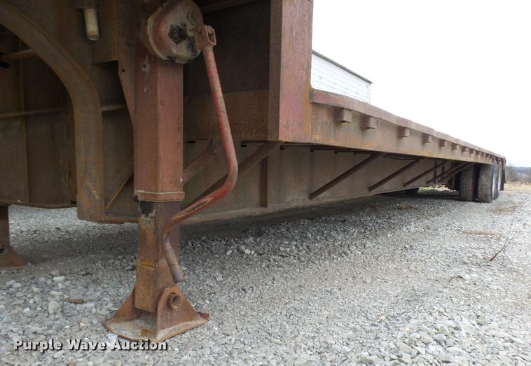 image for item L7186 1979 Great Dane step deck trailer