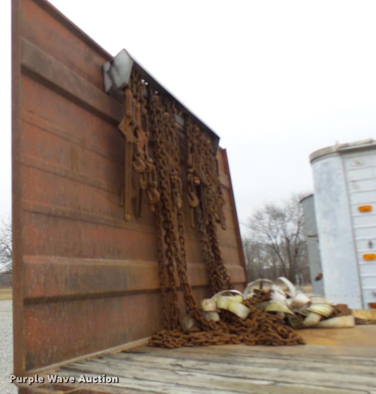 image for item L7186 1979 Great Dane step deck trailer