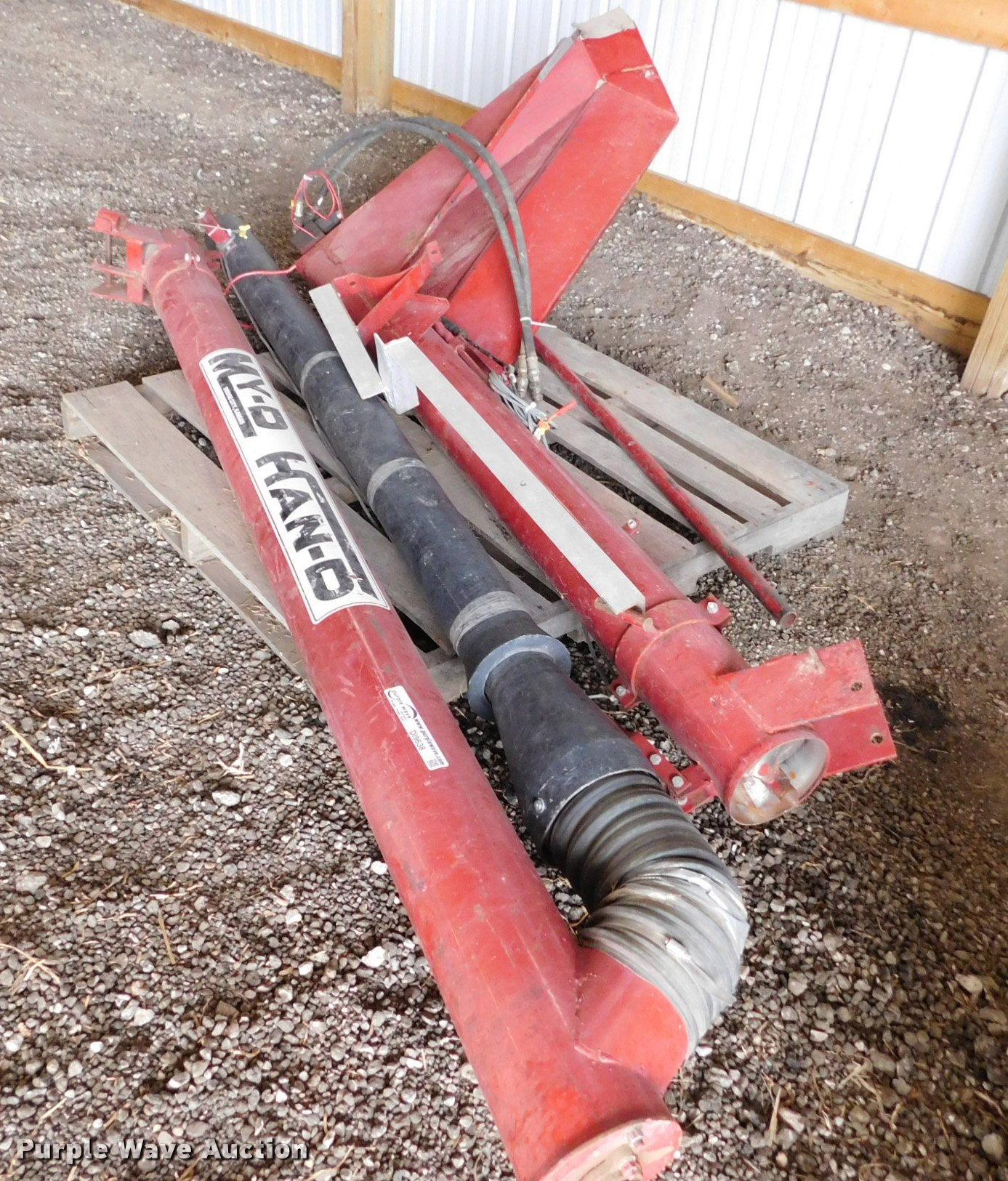 MyD HandD drill fill auger in Wright, KS Item DI9638 sold Purple Wave