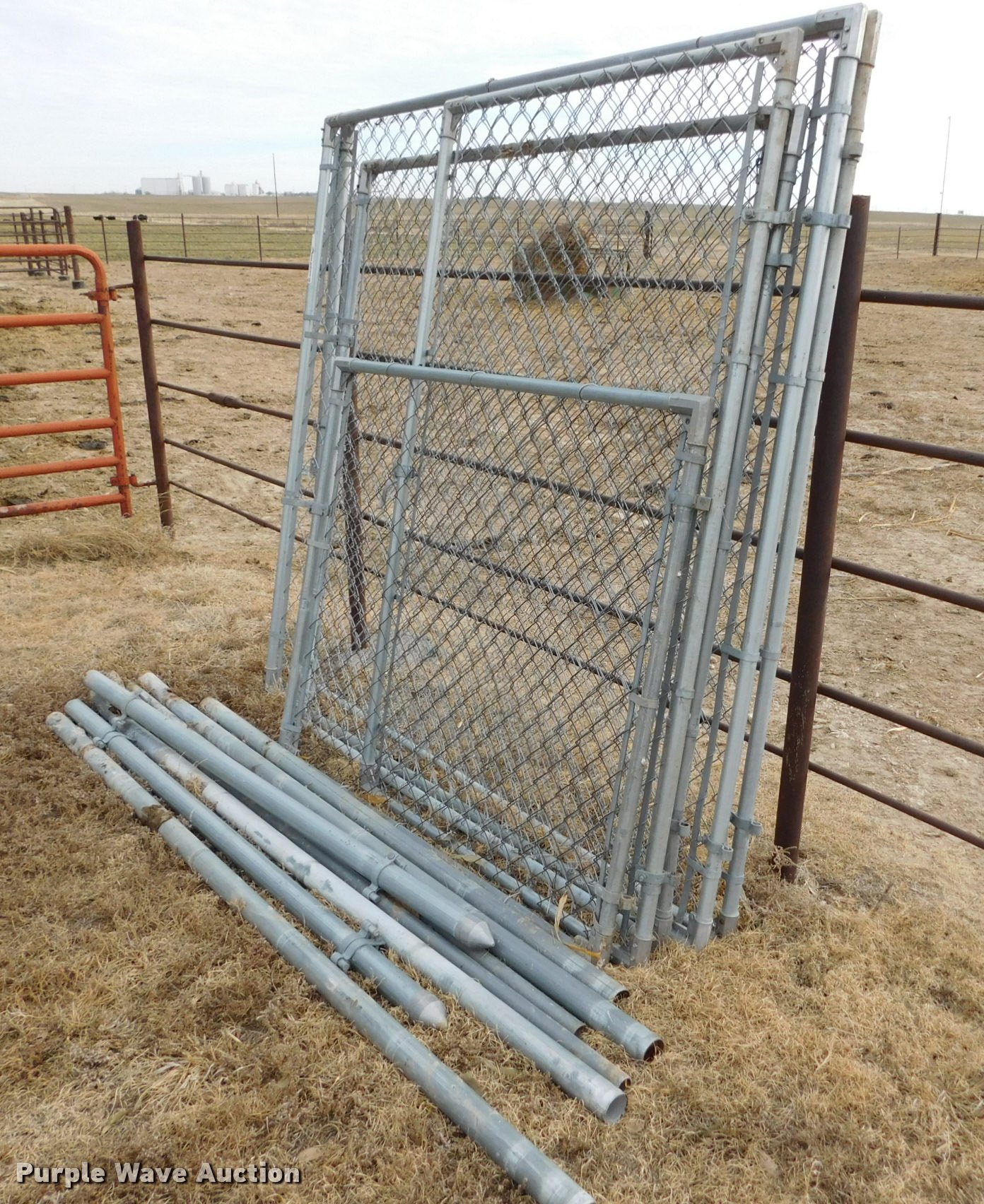 (5) galvanized dog kennel panels in Wright, KS Item DI9645 sold