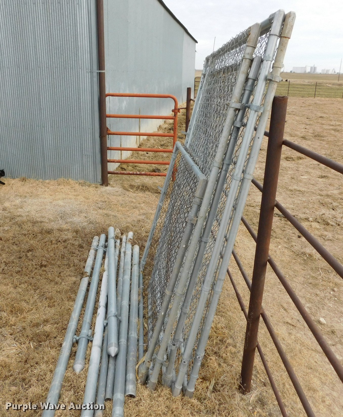 (5) galvanized dog kennel panels in Wright, KS Item DI9645 sold