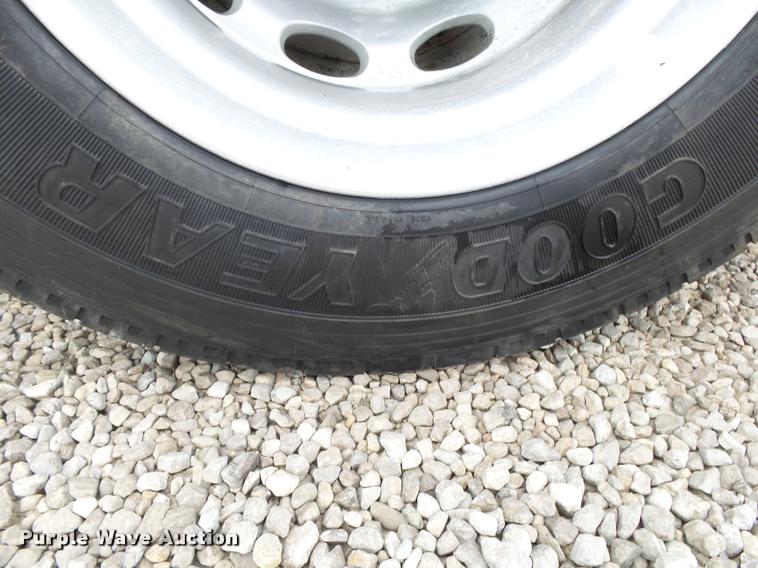 image for item DA2505 2011 Peterbilt 387 semi truck